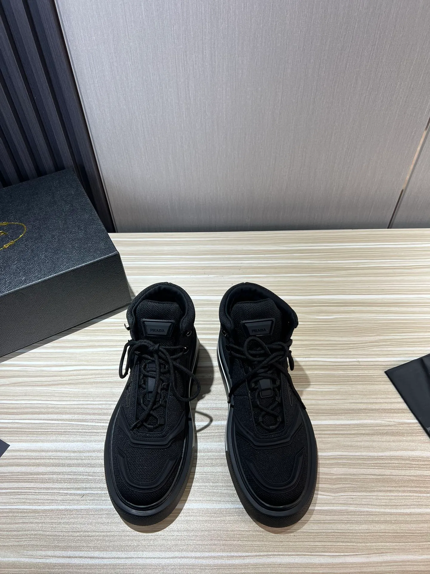 Men's shoes 💰660💰 [PRADA] Popular items in men's shoe counters, synchronized with the official website, high-quality shipments ✔️Original fly-knit film fabric + cowhide lining, 1🆚1 replica, original sole, 38-45 (45 customized, non-refundable)